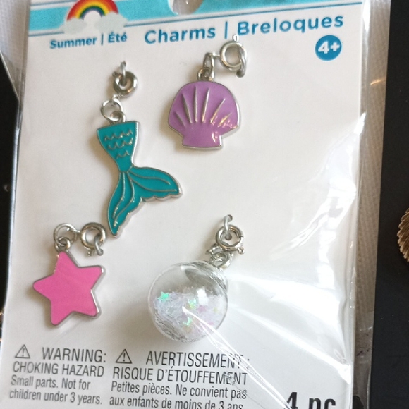 Assorted Charm Collection - Picture 2 of 8